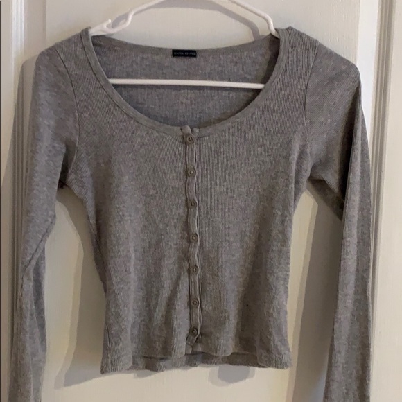 GRAY BRANDY MELVILLE ZELLY TOP - Picture 4 of 4